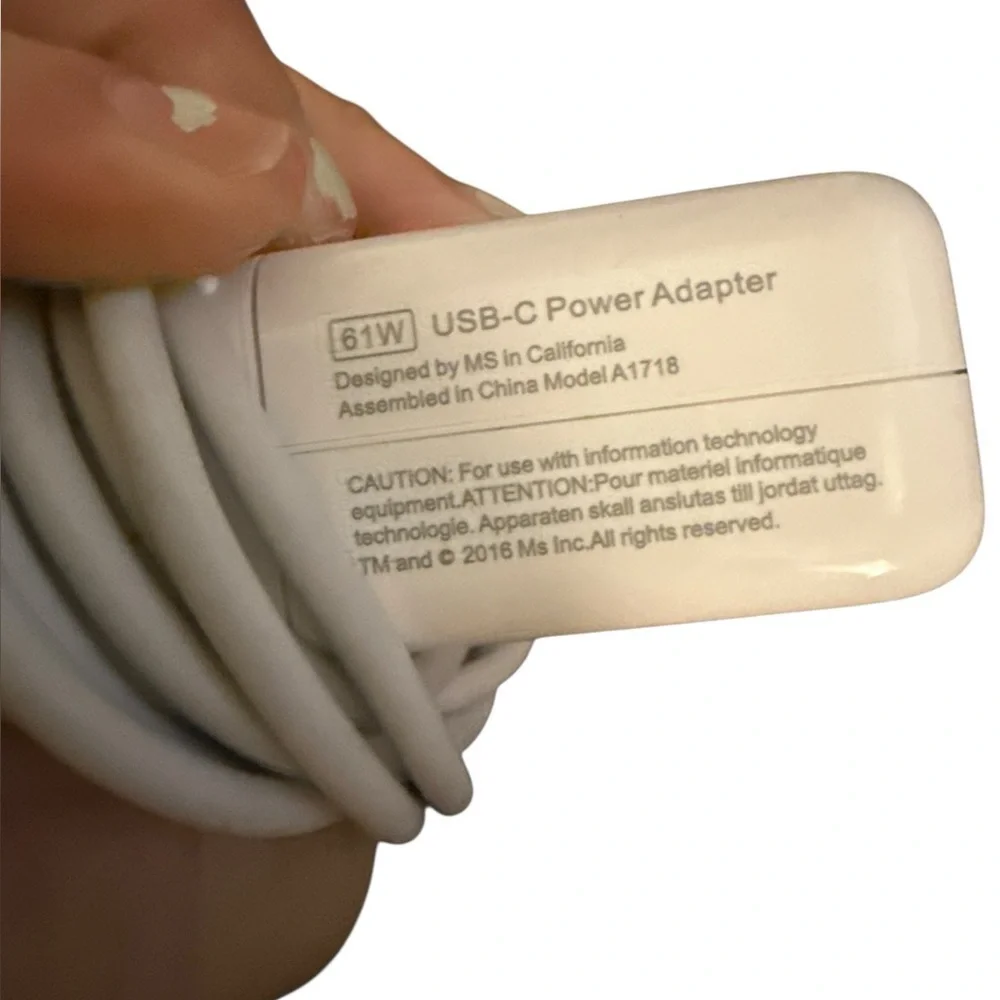 Apple charger devices